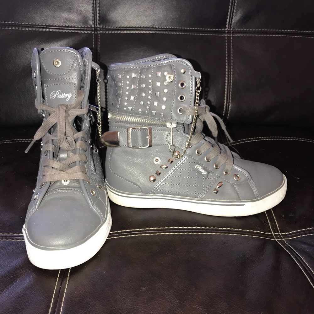 PASTRY Grey Sneakers, near new. Size 5 1/2